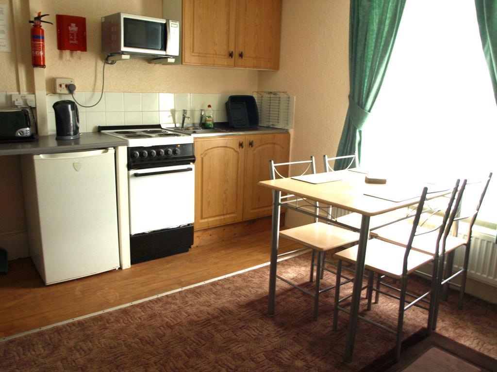 Waverley House Apartments بلاكبول الغرفة الصورة