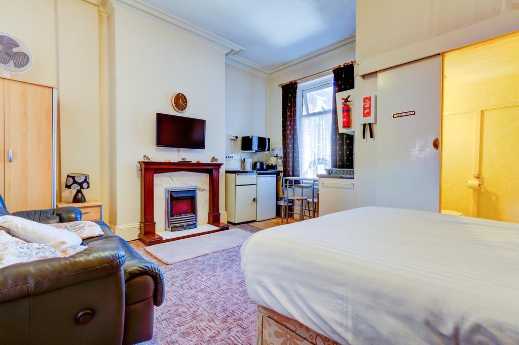 Waverley House Apartments بلاكبول المظهر الخارجي الصورة
